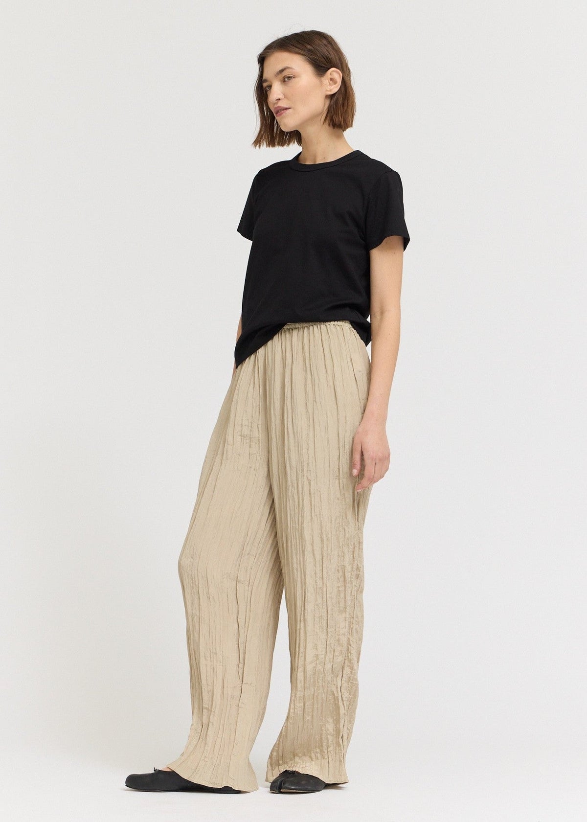CHLOE CRINKLE SMOCKED PANTS