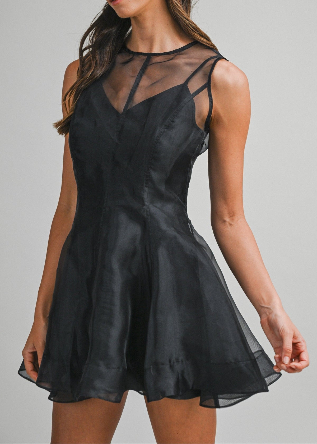 SELENA ORGANZA MINI DRESS