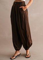 CAROLINE BROWN BALLOON PANTS