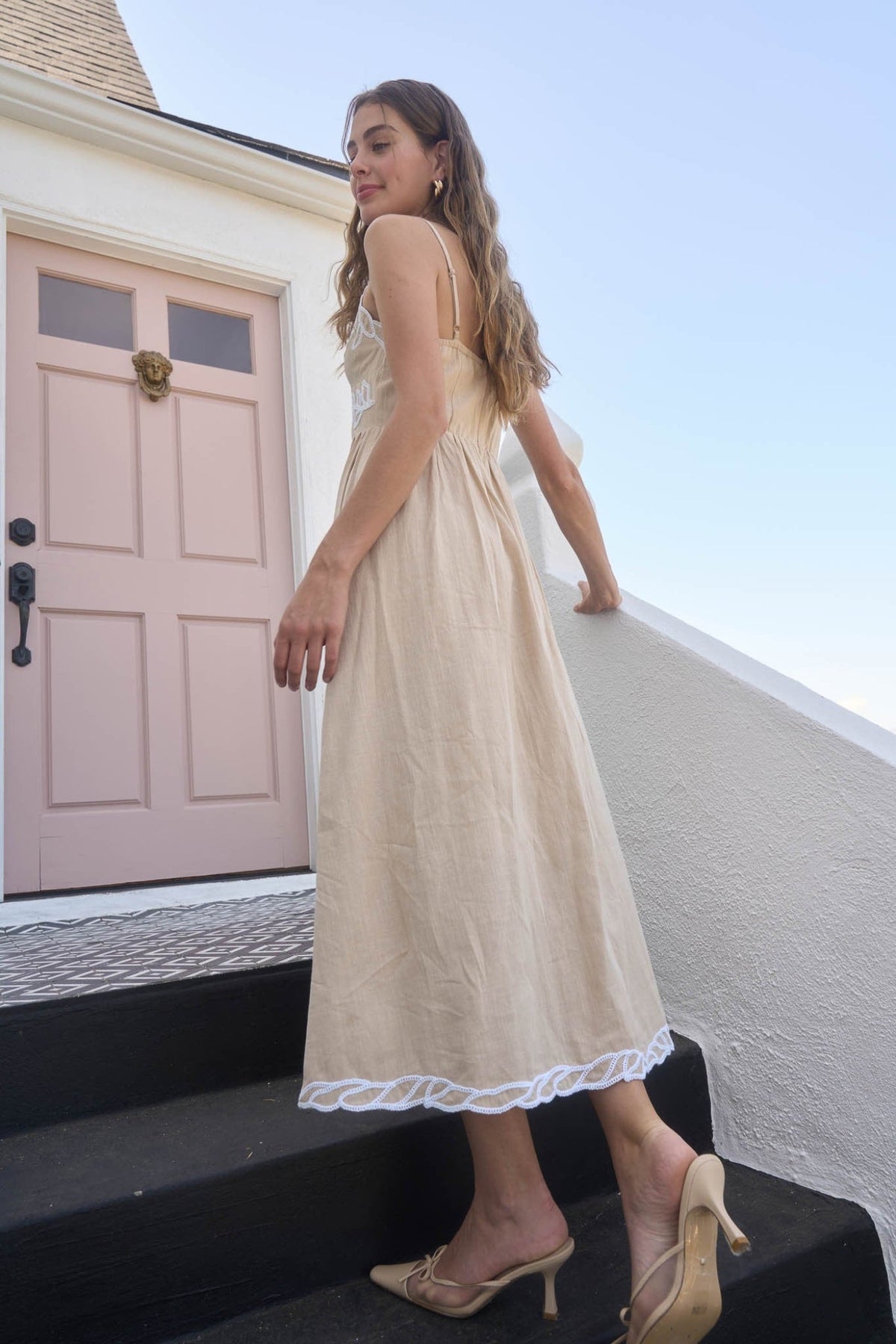 GRACIE EMBROIDERY MIDI DRESS