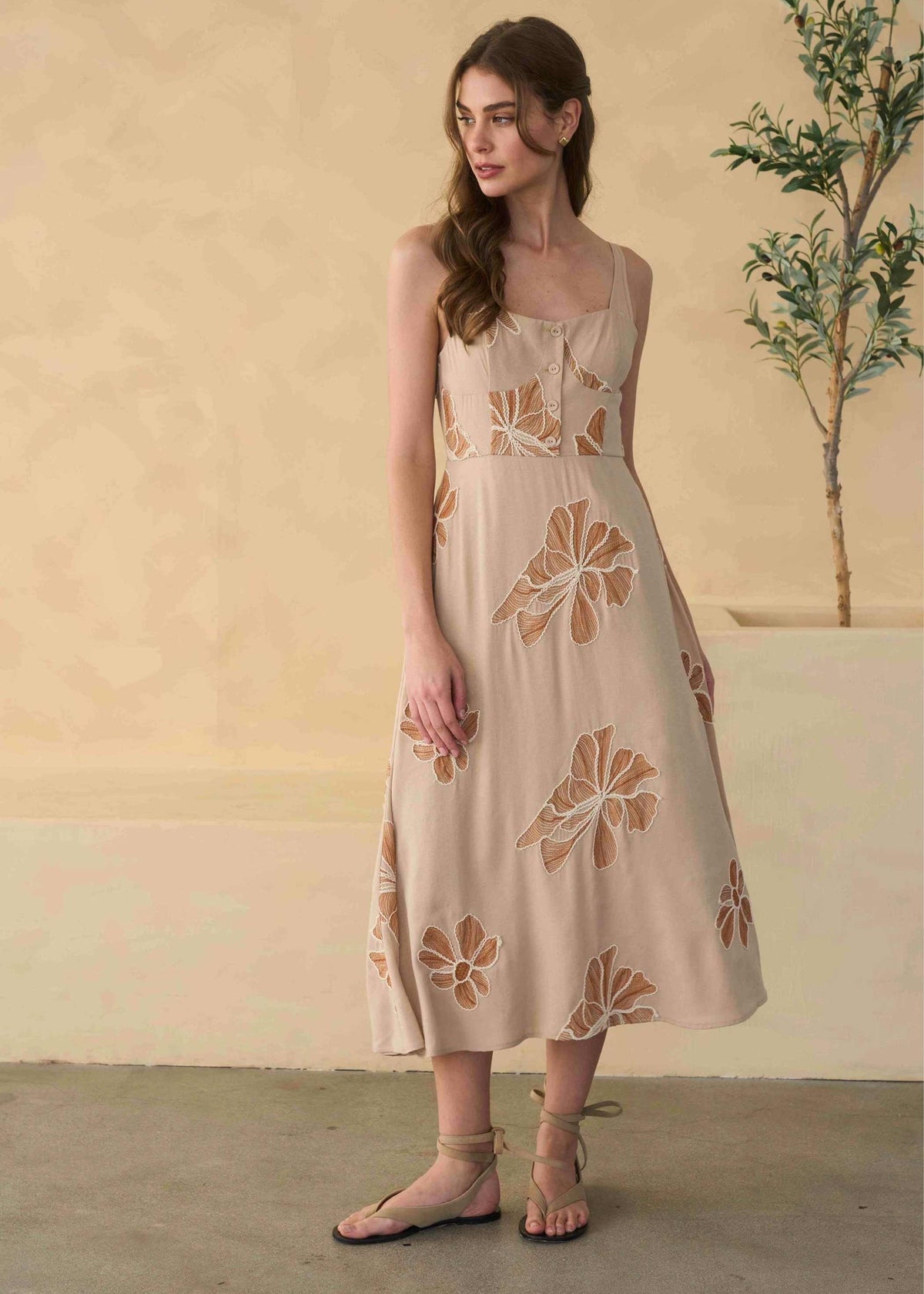 DAHLIA EMBROIDERED MIDI DRESS