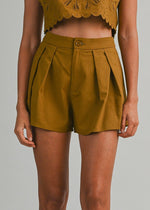 CECE PLEATED RELAXED SHORTS