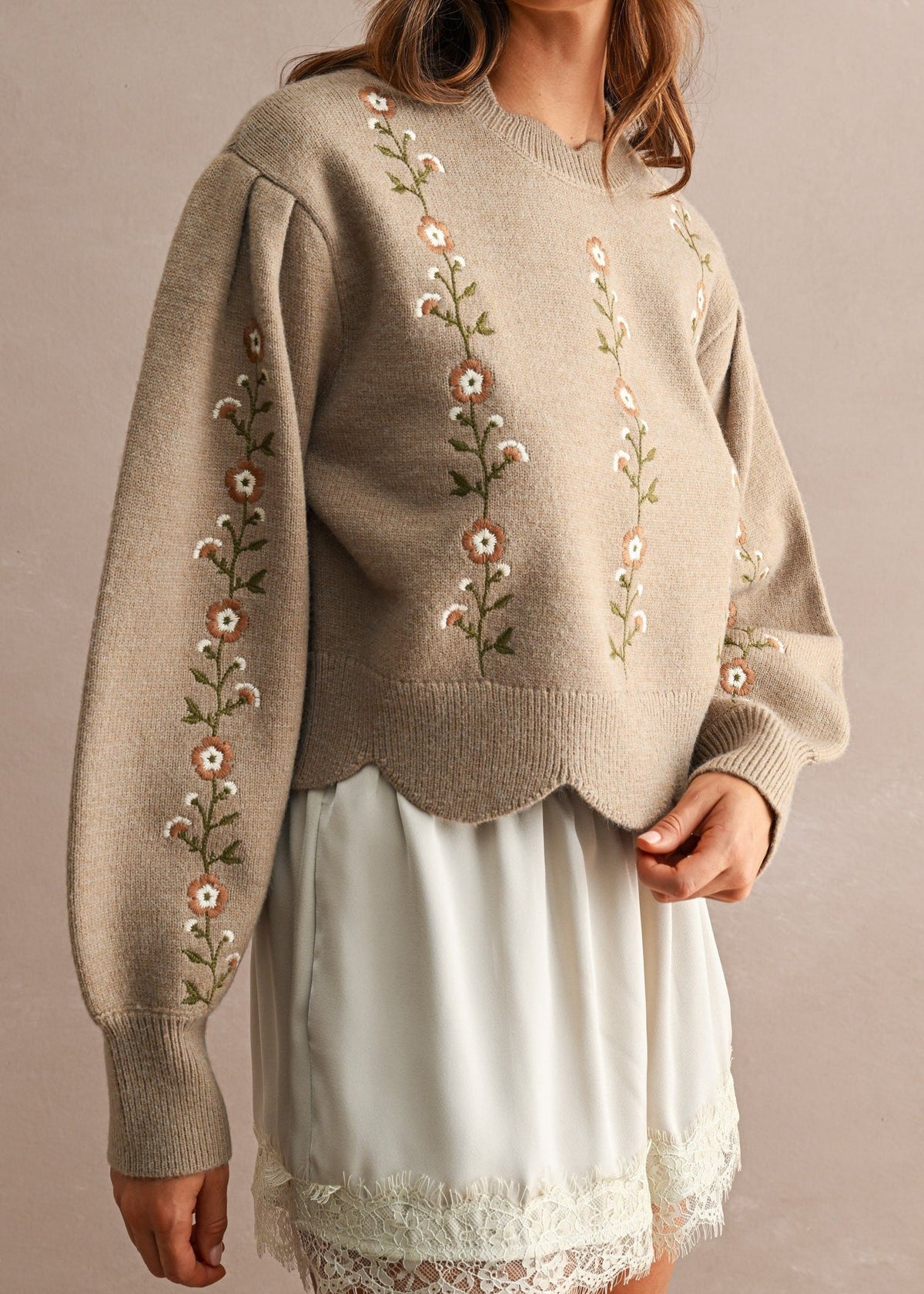 LILIA LONG SLEEVE SWEATER