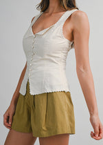 MIA SLEEVELESS TAUPE TOP