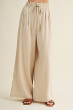 AUGUSTA WIDE-LEG PANTS